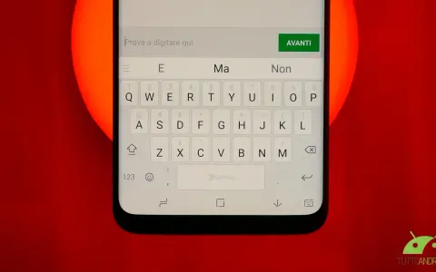 Schermata di un telefono che mostra come cambiare la tastiera del telefono con SwiftKey.