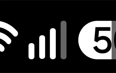 Icona Wi-Fi, segnale di rete e indicatore di batteria al 50% sulla barra di stato.