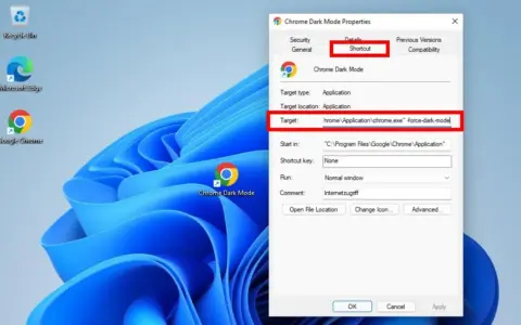 Immagine desktop Windows con icona "Chrome Dark Mode" e finestra proprietà. Il campo "Target" mostra il comando per attivare lo sfondo nero di Google Chrome.